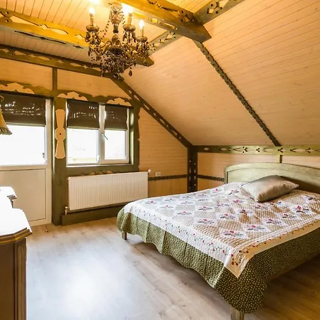 River House 度假居 *