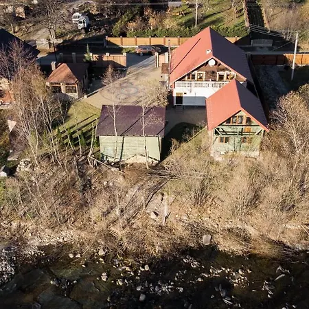 River House 度假居